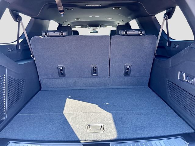 New 2026 Chevrolet Suburban Z71 w/ Comfort Package image 27