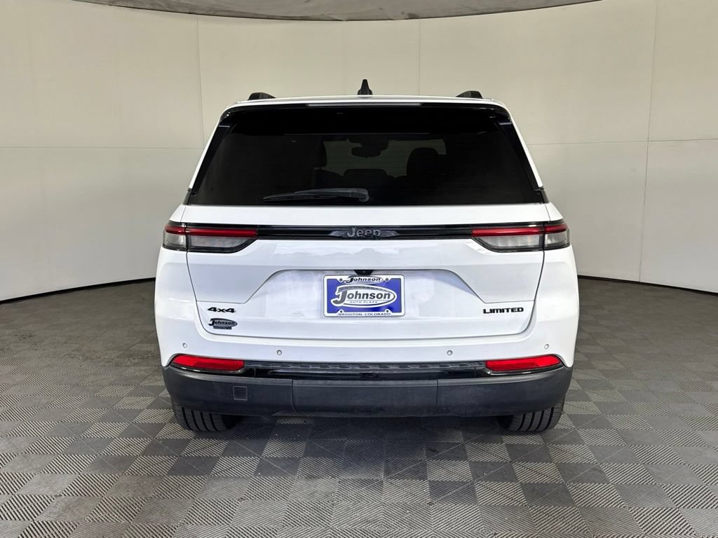 Certified 2023 Jeep Grand Cherokee Limited w/ Black Appearance Package AWD/4WD image 6