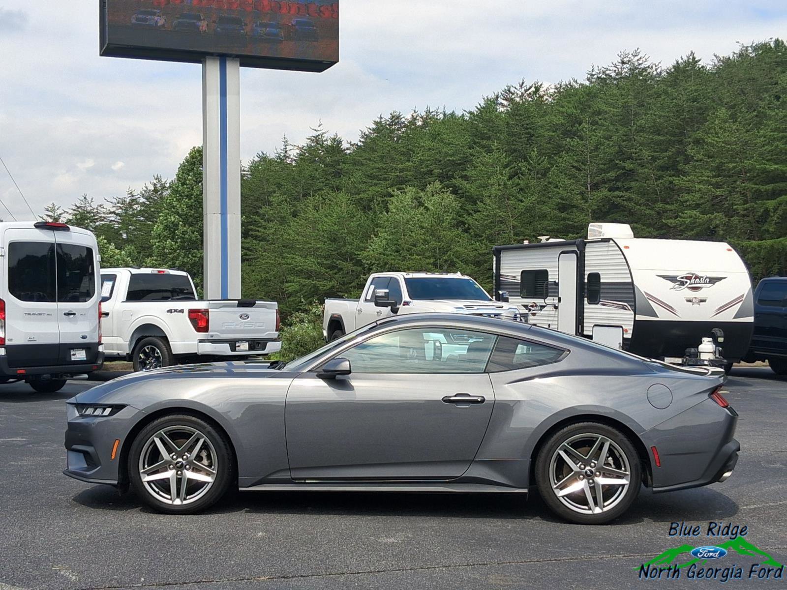 Used 2024 Ford Mustang Premium image 2