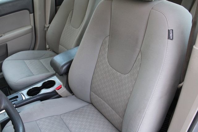 Used 2011 Ford Fusion SE FWD image 4