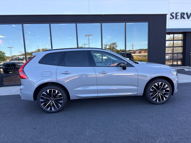 New 2027 Volvo XC60 B5 Ultra AWD/4WD image 2
