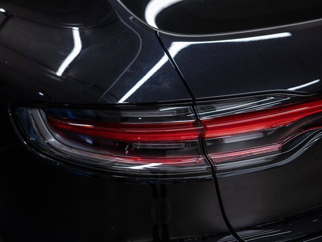 New 2026 Porsche Macan image 20