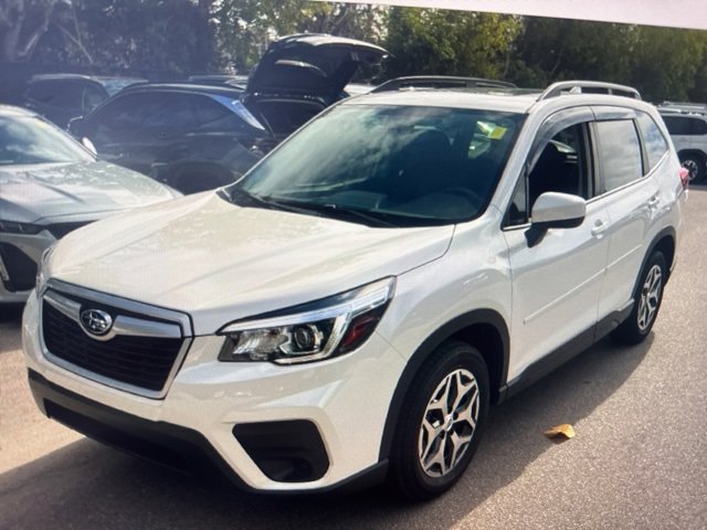 Used 2019 Subaru Forester Premium w/ All-Weather Package image 3