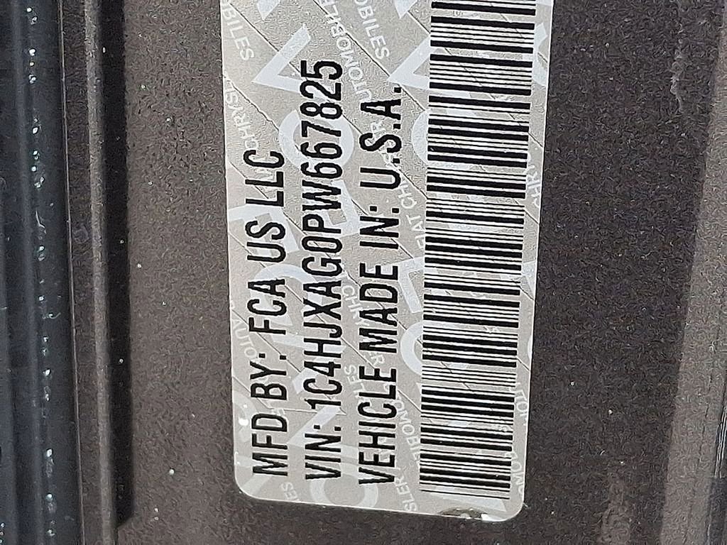 Used 2023 Jeep Wrangler Sport image 34