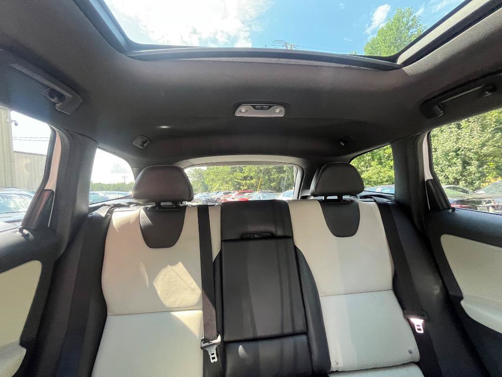 Used 2015 Volvo XC60 T6 Platinum FWD image 42