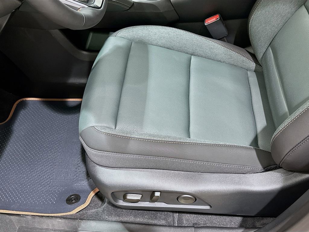 New 2026 GMC Terrain AT4 w/ Convenience Package III AWD/4WD image 20