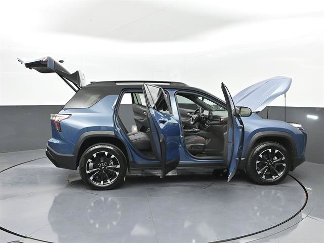 Used 2025 Chevrolet Equinox RS w/ Convenience Package III FWD image 53