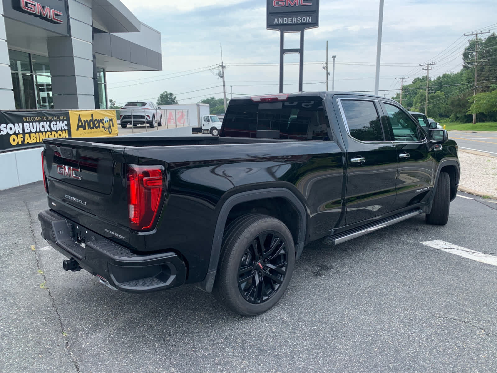 Used 2026 GMC Sierra 1500 Denali w/ Denali Reserve Package AWD/4WD image 7