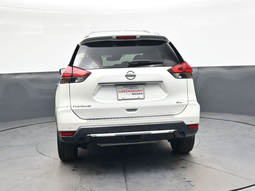 Used 2020 Nissan Rogue SL w/ Premium Package image 4