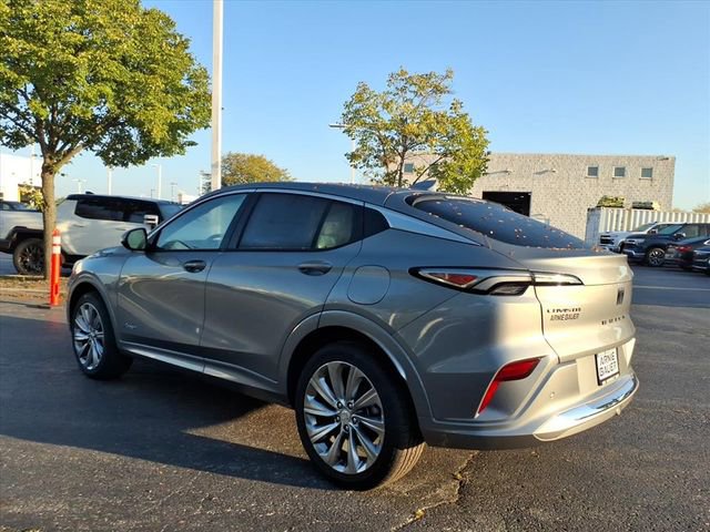 New 2026 Buick Envista Avenir image 9