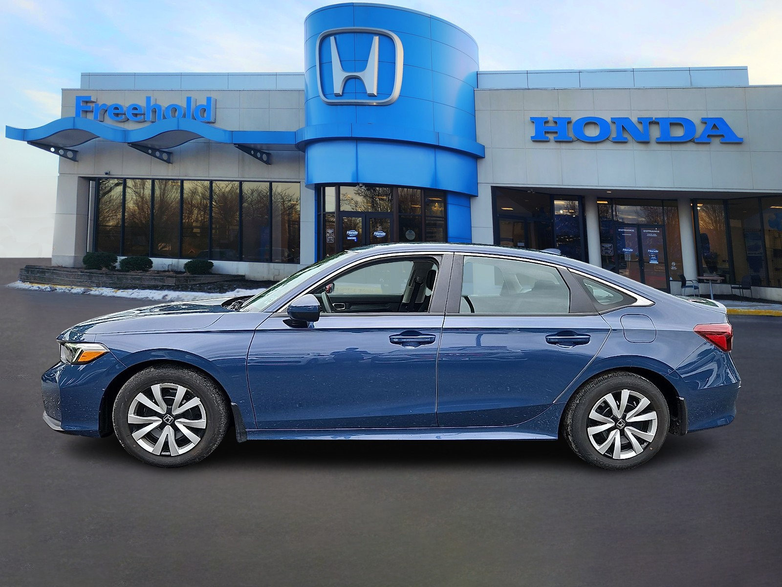 Used 2025 Honda Civic LX image 4