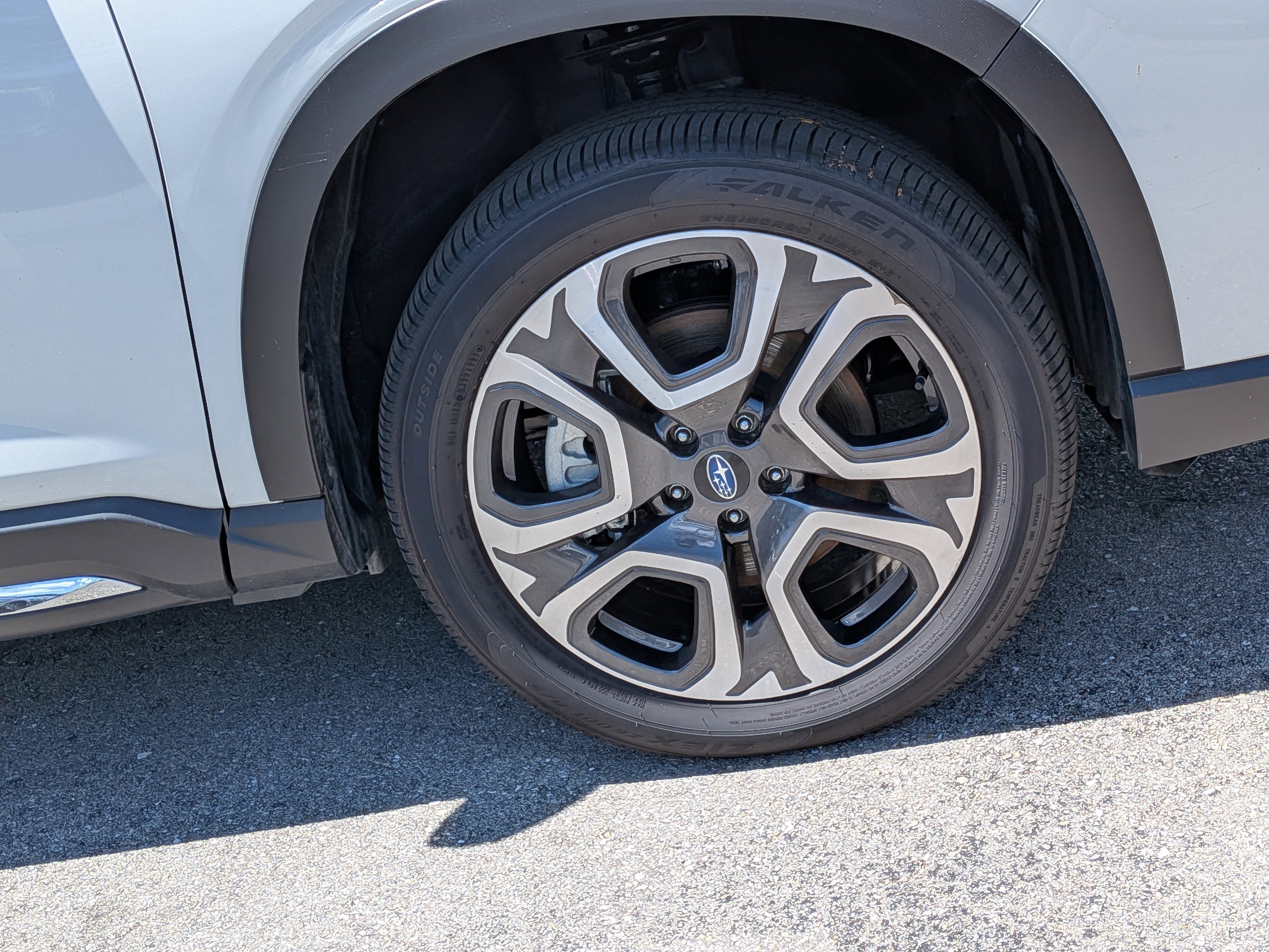 Used 2025 Subaru Ascent Touring AWD/4WD image 11