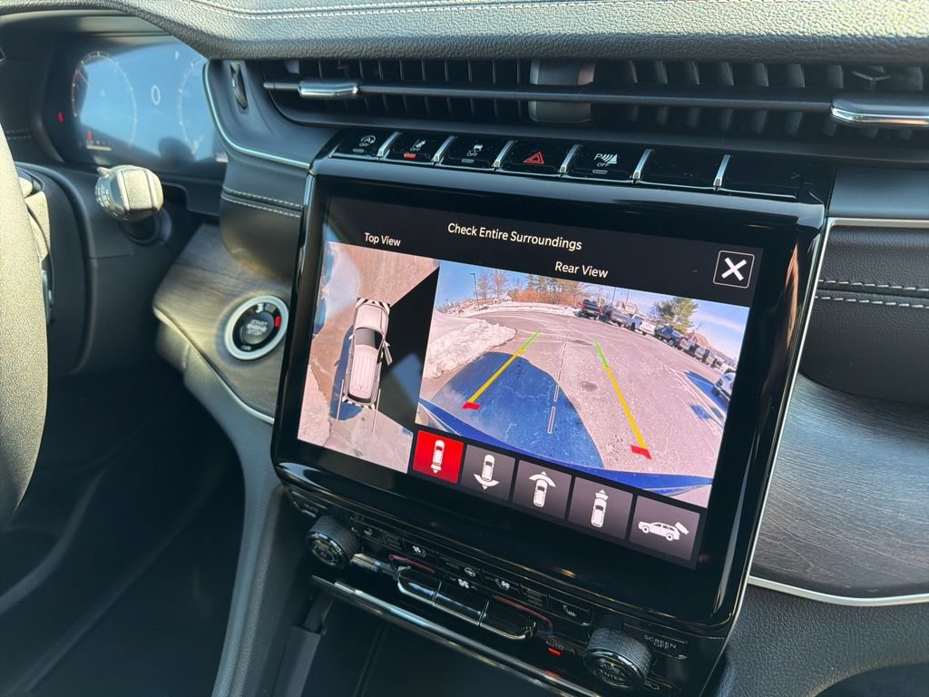 New 2025 Jeep Grand Cherokee Limited w/ Luxury Tech Group II AWD/4WD image 18