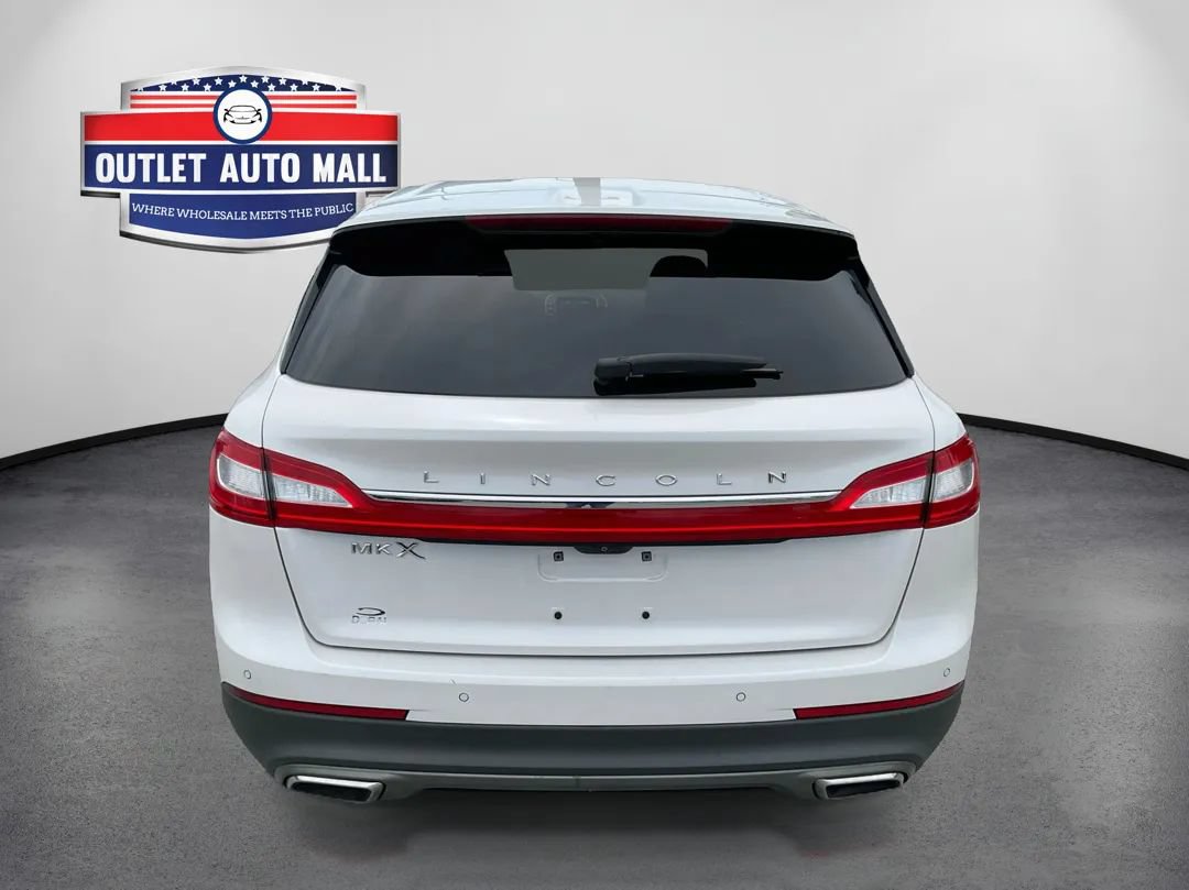Used 2018 Lincoln MKX Premiere FWD image 4
