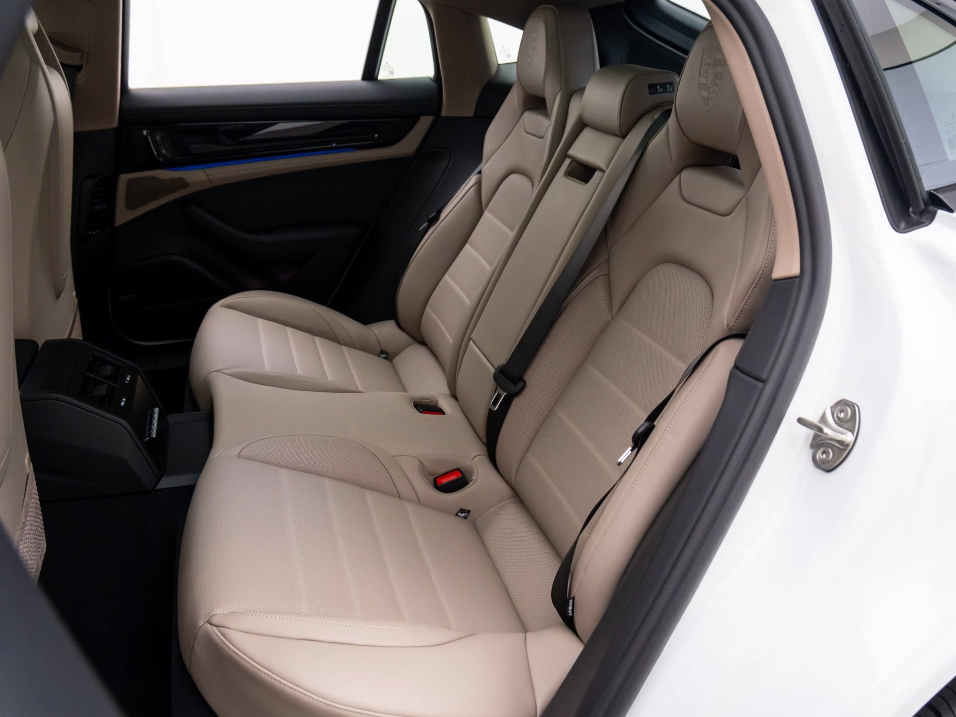 New 2026 Porsche Panamera 4 AWD/4WD image 19