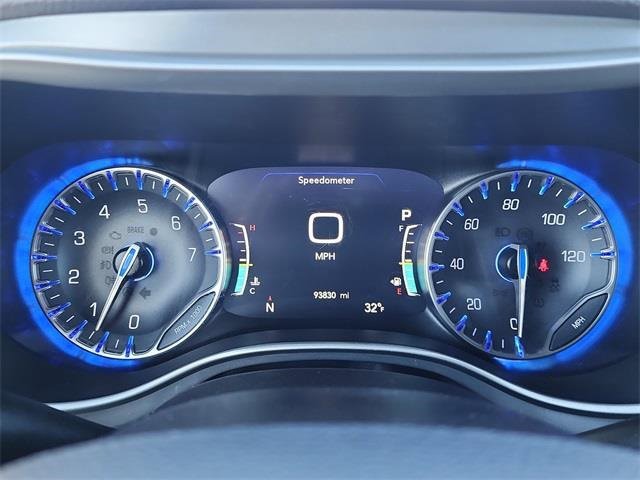 Used 2021 Chrysler Pacifica Touring-L w/ S Appearance Package image 29