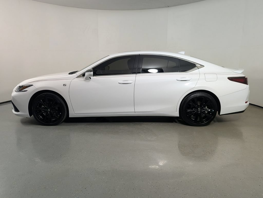 Used 2024 Lexus ES 350 F Sport w/ Accessory Package (Z2) FWD image 4