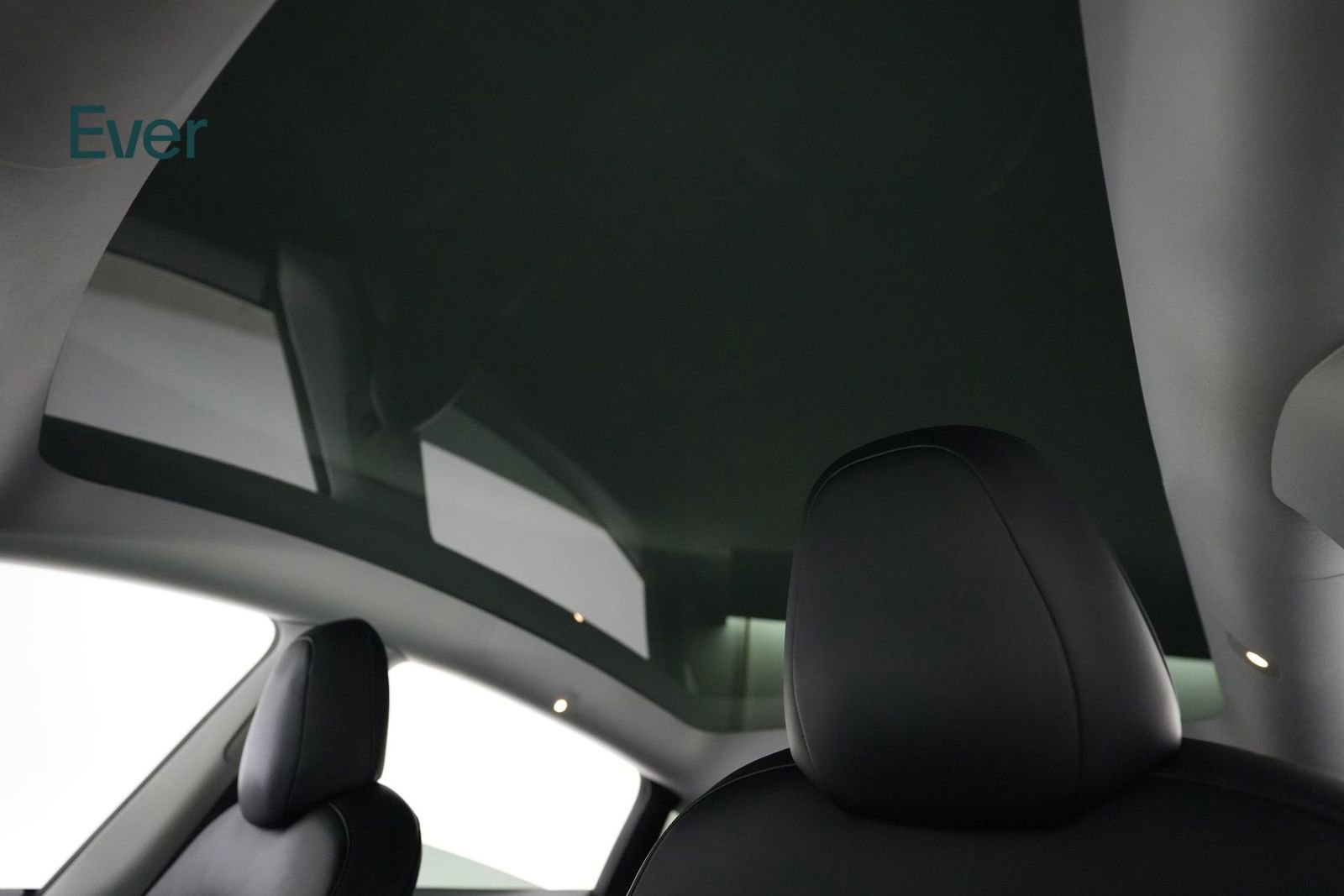 Used 2021 Tesla Model Y Long Range image 25