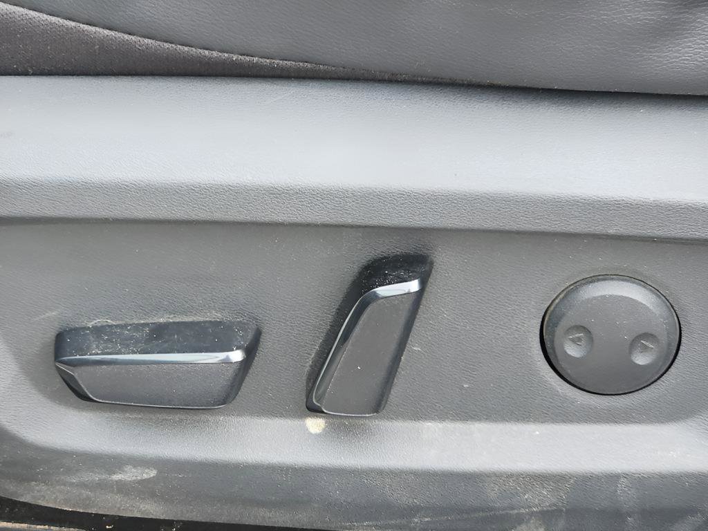 Used 2021 Nissan Rogue SL image 18