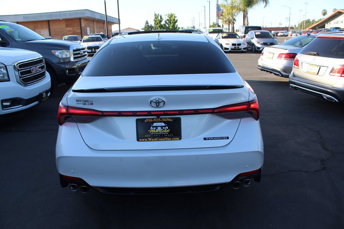 Used 2019 Toyota Avalon Touring w/ Advanced Safety Package FWD image 6