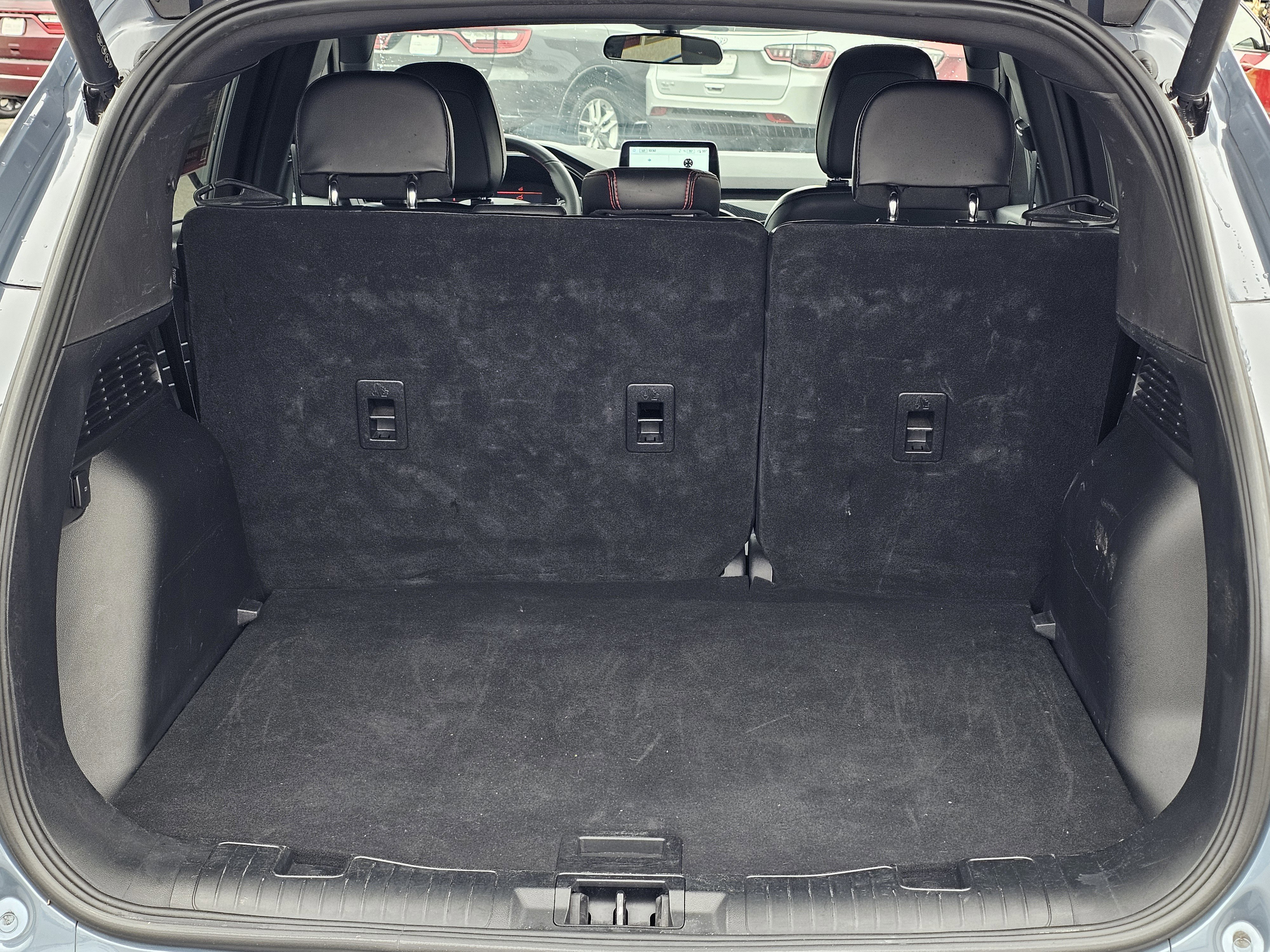 Used 2024 Ford Escape ST-Line image 11