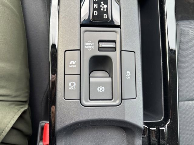 New 2026 Toyota Prius LE image 17