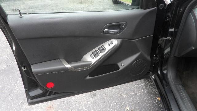 Used 2006 Pontiac G6 Sedan w/ Premium Value Package image 18