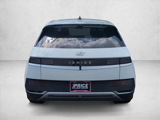 Certified 2024 Hyundai Ioniq 5 SEL RWD image 7