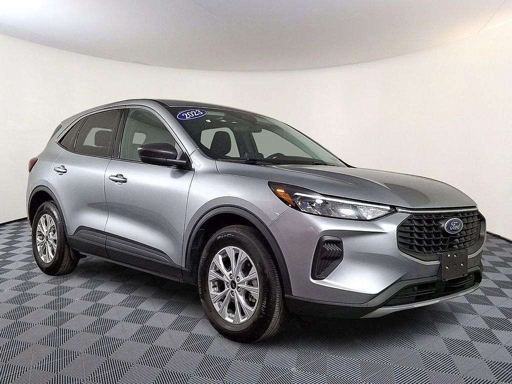 Used 2023 Ford Escape Active AWD/4WD image 1