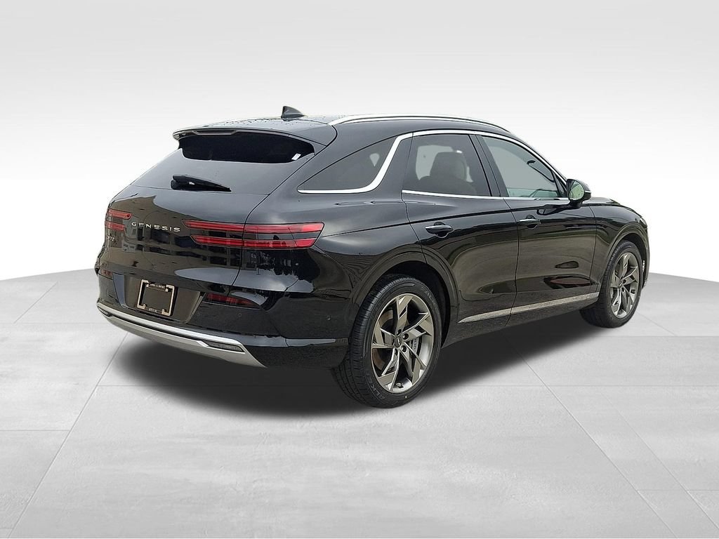 Used 2023 Genesis Electrified GV70 AWD/4WD image 6
