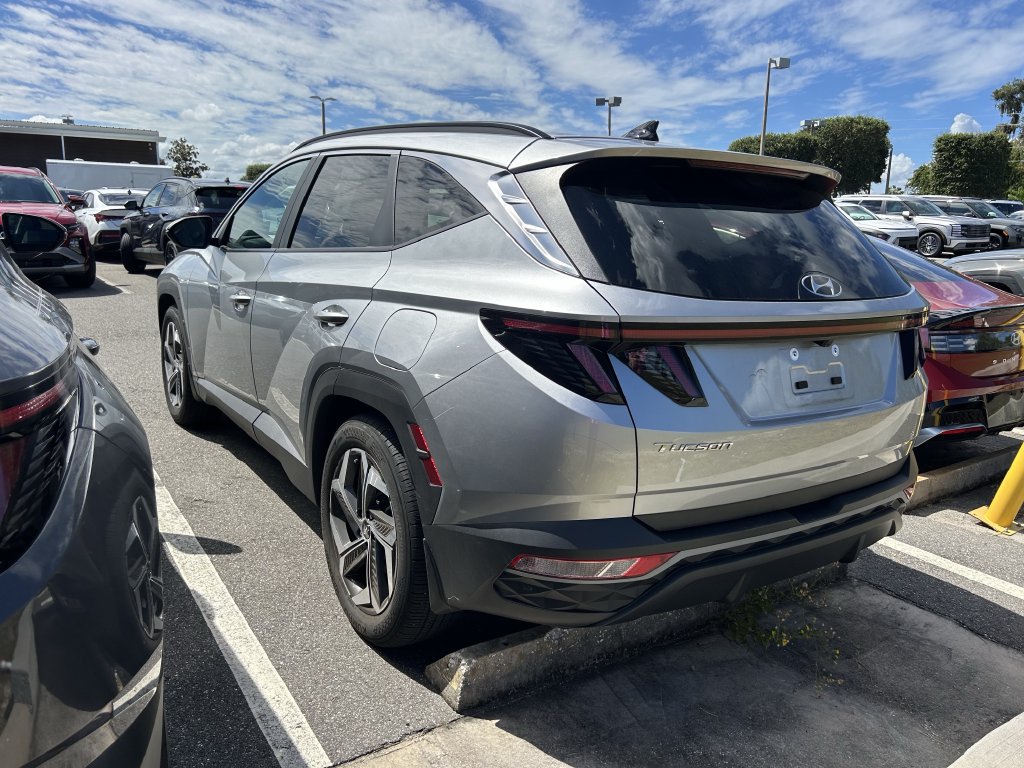 Used 2022 Hyundai Tucson SEL w/ Convenience + Premium Package FWD image 6