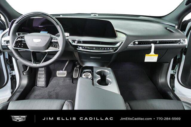 New 2027 Cadillac Lyriq Sport RWD image 18