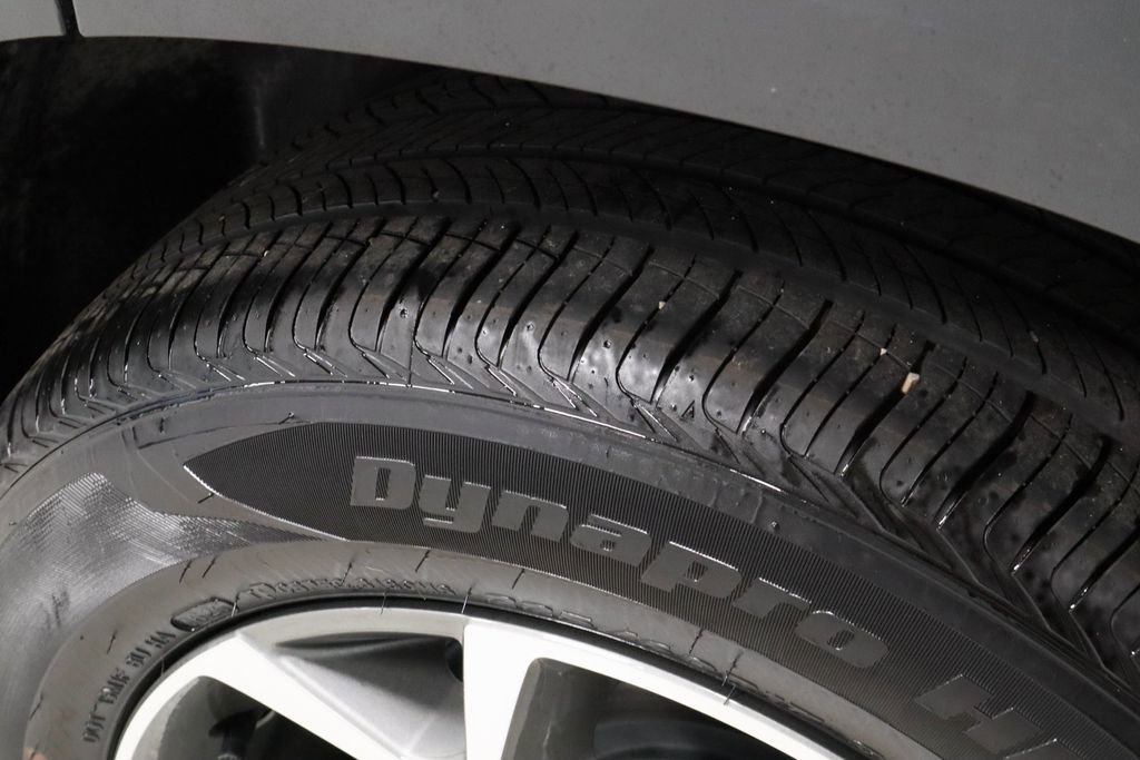 Used 2025 Chevrolet Trax LT w/ LT Convenience Package image 19