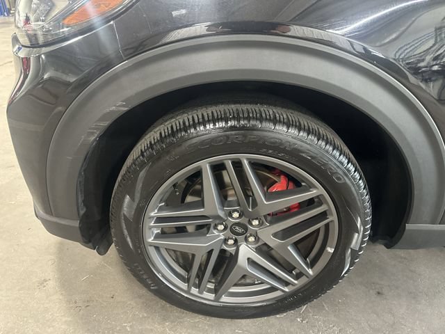 Certified 2025 Ford Explorer ST-Line w/ ST-Line Street Pack AWD/4WD image 23