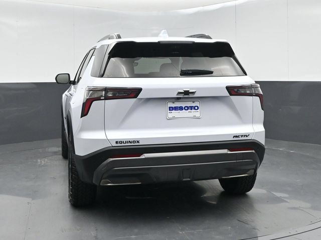 Used 2026 Chevrolet Equinox ACTIV w/ Convenience Package III FWD image 7