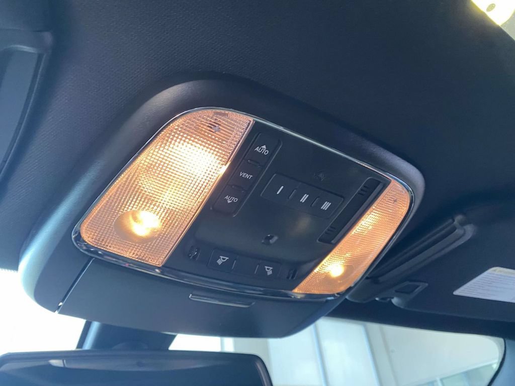 Used 2023 Dodge Charger SRT Hellcat w/ Harman/Kardon Audio Group RWD image 33