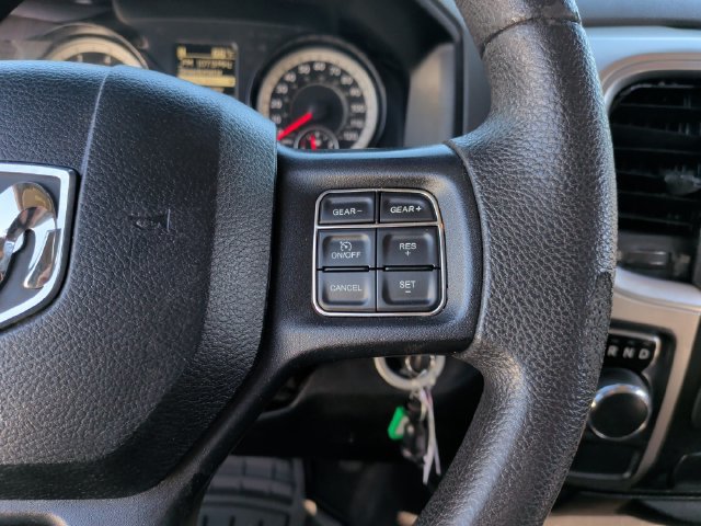 Used 2019 RAM 1500 Classic SLT RWD image 16