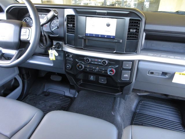 New 2026 Ford F250 XL w/ XL Chrome Package RWD image 22
