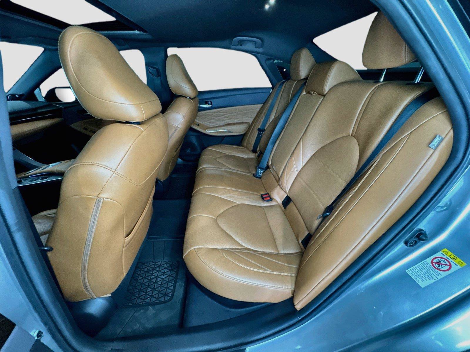Used 2019 Toyota Avalon Limited w/ Advanced Safety Package FWD image 26