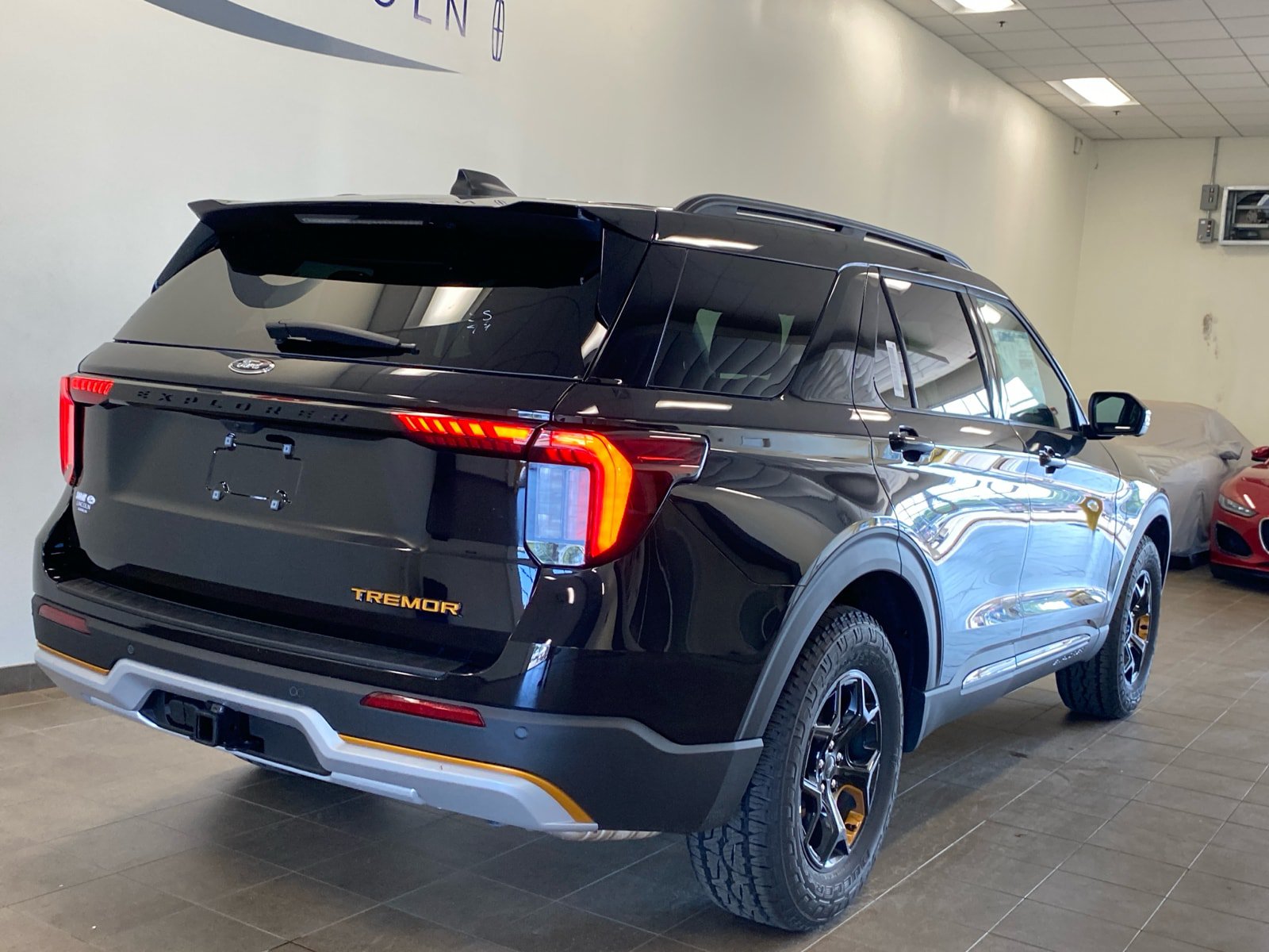 New 2026 Ford Explorer Tremor w/ Tremor Ultimate Package AWD/4WD image 8