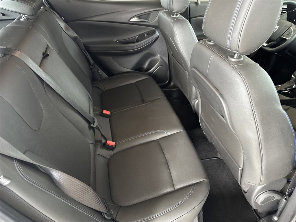 New 2025 Buick Encore GX Sport Touring w/ Advanced Technology Package image 32