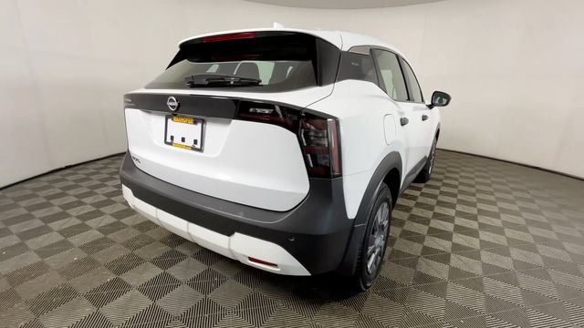 Used 2025 Nissan Kicks S FWD image 5