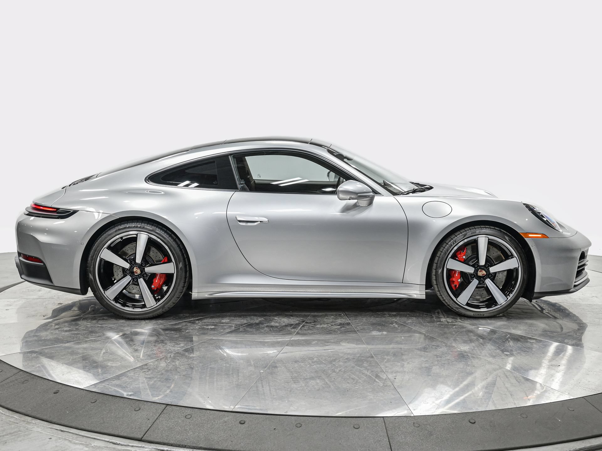 Used 2026 Porsche 911 Carrera 4S AWD/4WD image 7