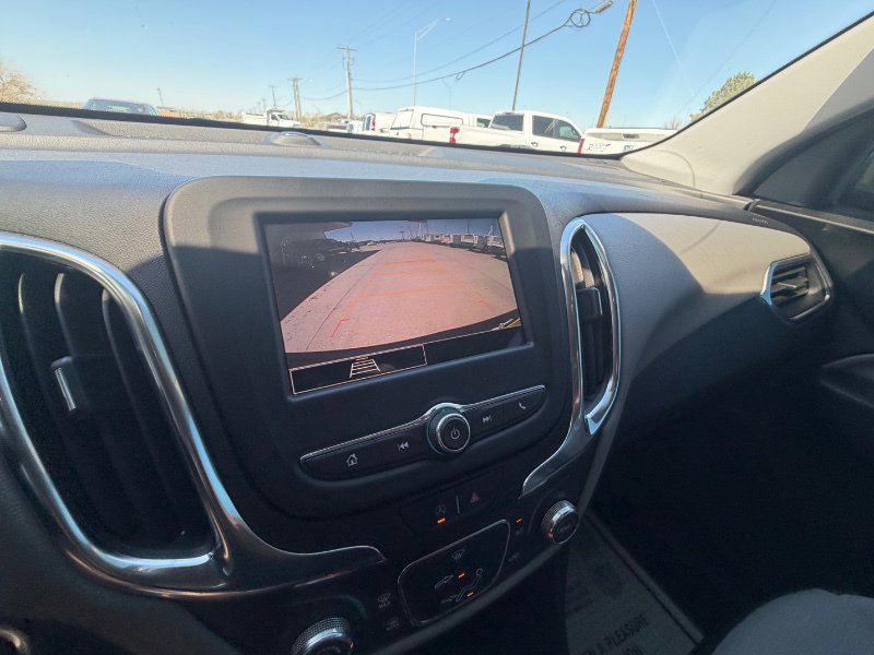 Used 2022 Chevrolet Equinox LS AWD/4WD image 16