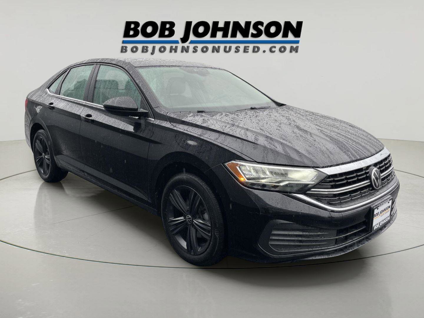 Used 2022 Volkswagen Jetta SE w/ Panoramic Sunroof Package