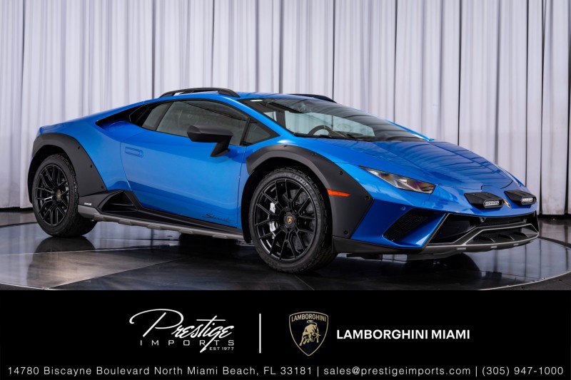 Used 2024 Lamborghini Huracan Sterrato image 1