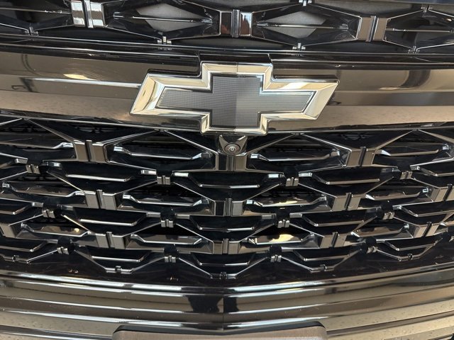 Used 2024 Chevrolet Traverse RS image 13