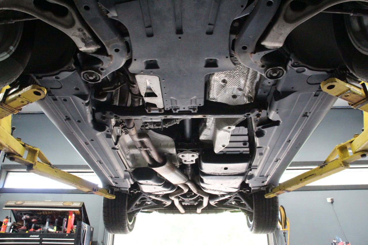 Used 2016 Porsche Cayenne image 95