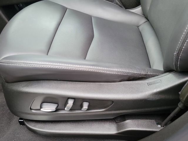 Used 2025 Cadillac XT5 Premium Luxury w/ LPO, Floor Liner Package image 10