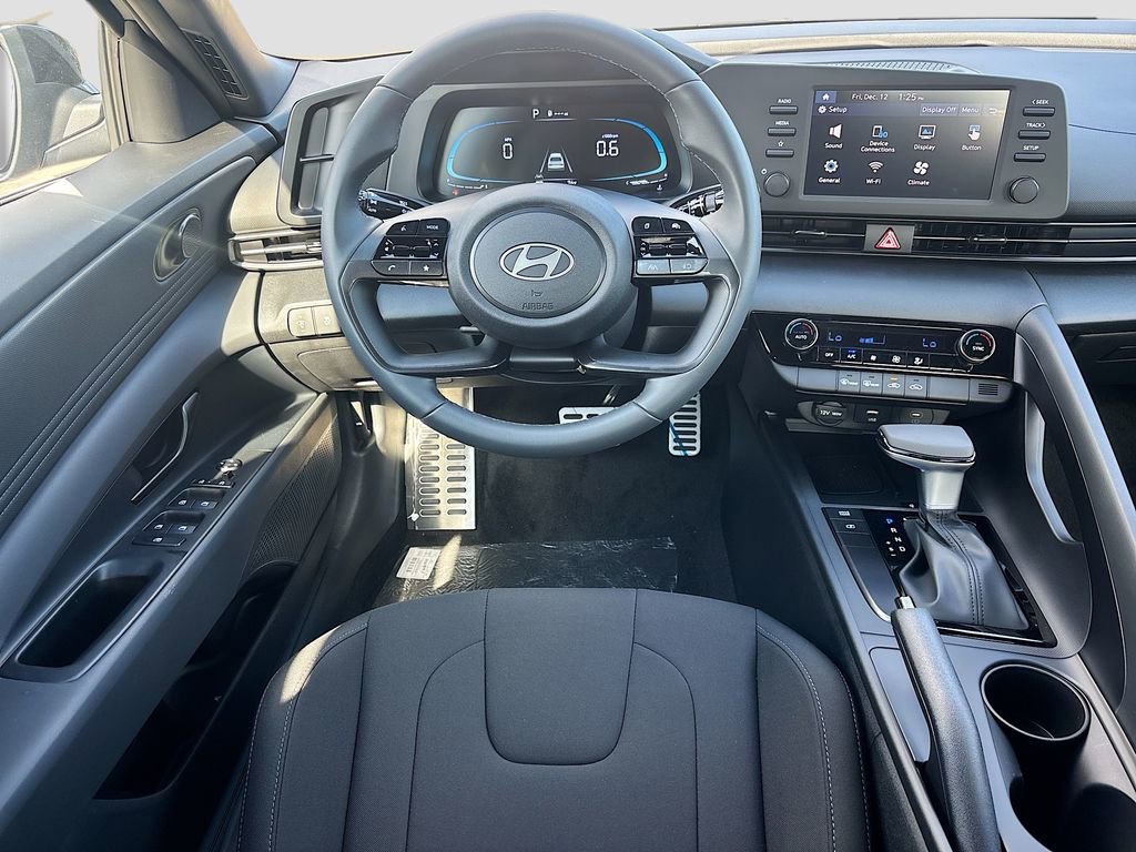 New 2026 Hyundai Elantra Sport image 20